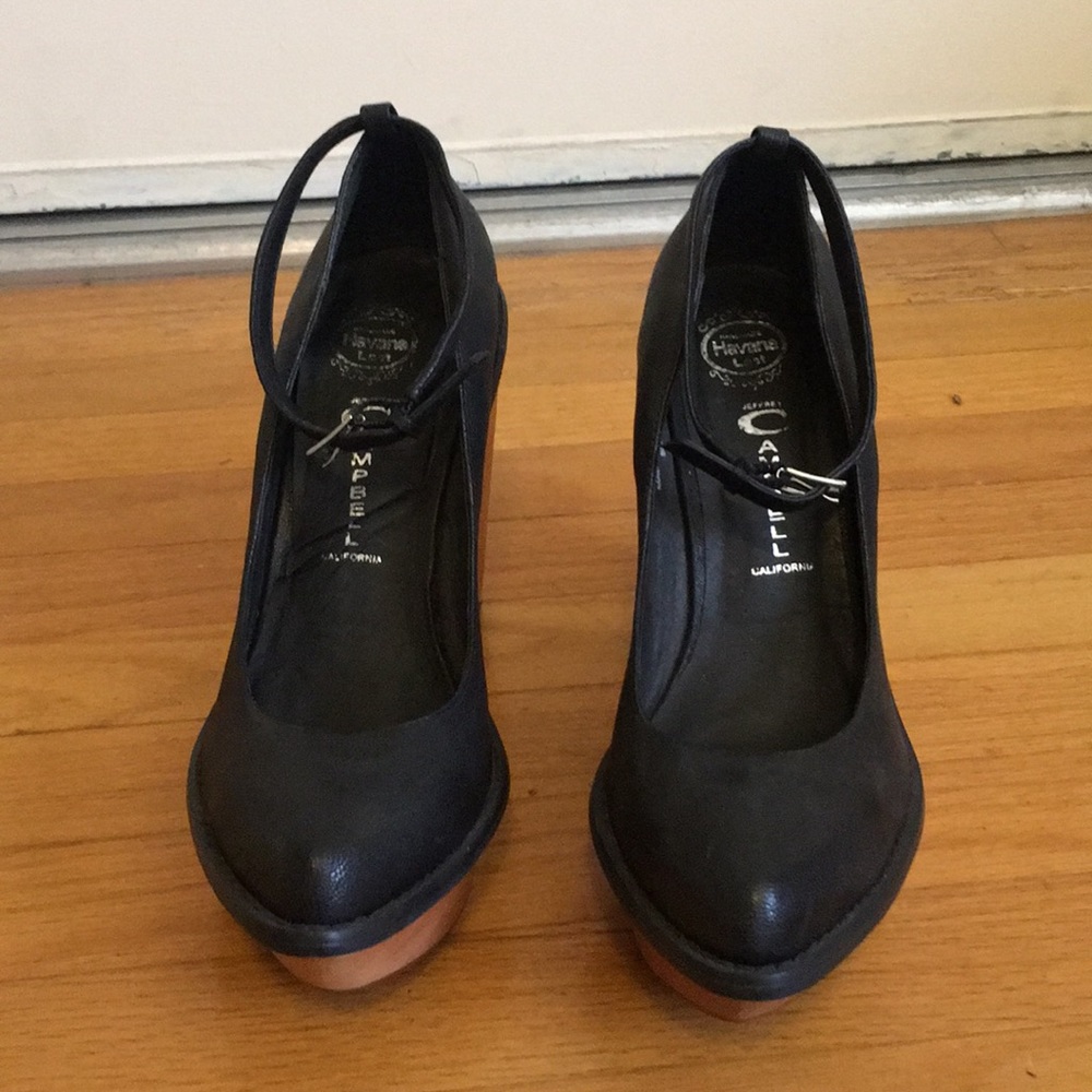 Funky ass high shoes